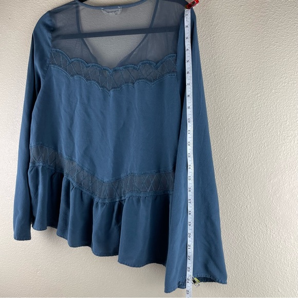 Moon River Mesh Embroidered peasant top size large - Picture 8 of 8